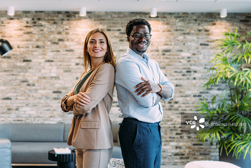 供卵代怀包男孩